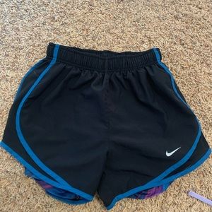 nike running shorts with built in spandex Xs